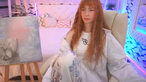 Nicol Moonn online show from June 3, 7:44 am