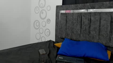 Nicol online show from September 9, 2:44 am