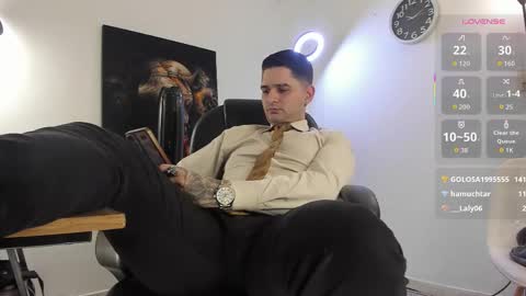 Nicolas Fellener online show from December 1, 5:05 am