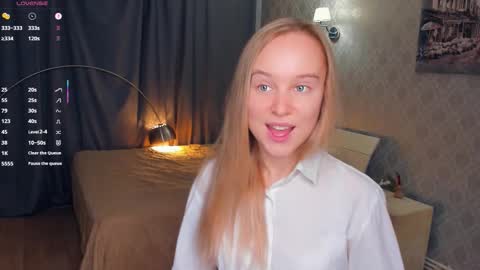 Nicoletta online show from November 8, 7:17 pm