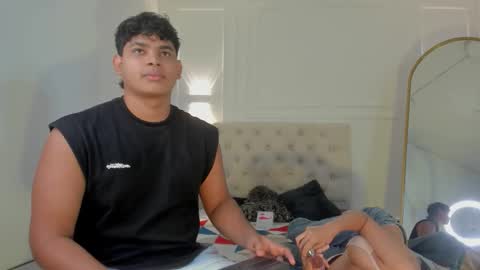 nicole_and_thiago1 online show from March 18, 10:37 pm