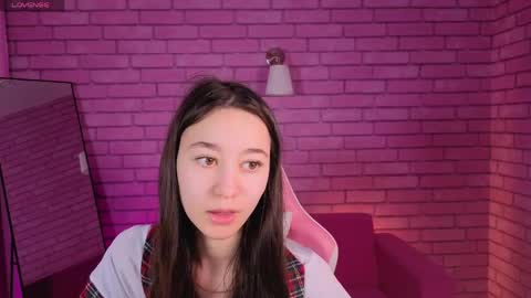 Nicole online show from April 4, 1:23 am