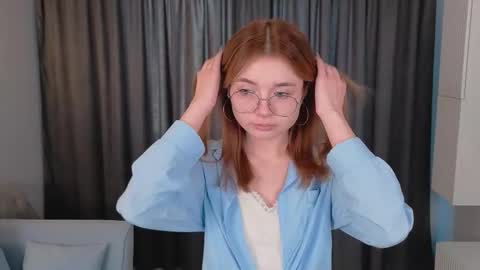 Snapshot of nicole_carters chatting on October 15, 6:05 am Nicole online show from October 15, 6:05 am