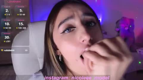 Nicole online show from September 20, 6:33 pm