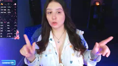 Kitty Nikki online show from March 21, 6:01 pm