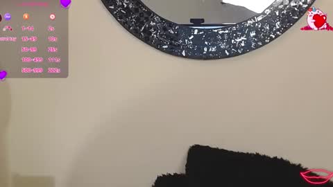 Nicole Santana online show from March 3, 10:39 pm