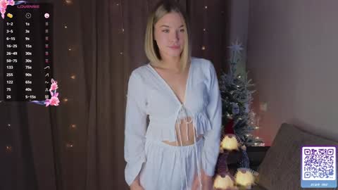 Nicole online show from December 17, 12:54 pm