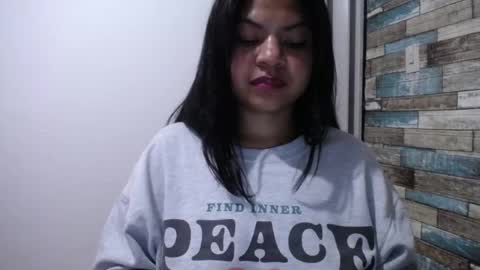 Snapshot of nicoleebon chatting on March 12, 11:33 pm Nicole online show from March 12, 11:33 pm