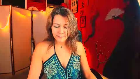 Snapshot of nicolehits chatting on October 18, 9:24 am nicolehits online show from October 18, 9:24 am
