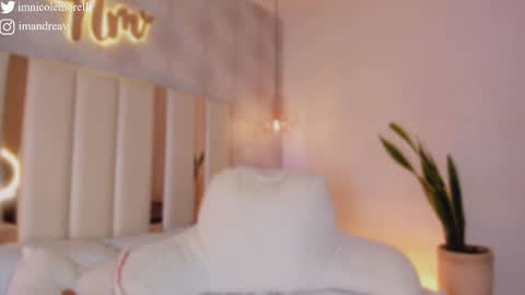 Andrea give it a thumbs up please its important  online show from November 22, 1:09 pm