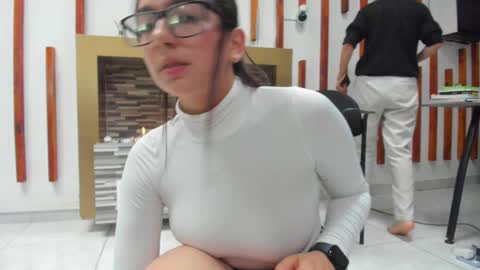 Nicolle Mays online show from February 15, 4:01 pm