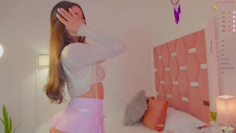 Snapshot of nicolle_mitchelle chatting on March 1, 10:34 am NEW instagram nicollemitchelle online show from March 1, 10:34 am