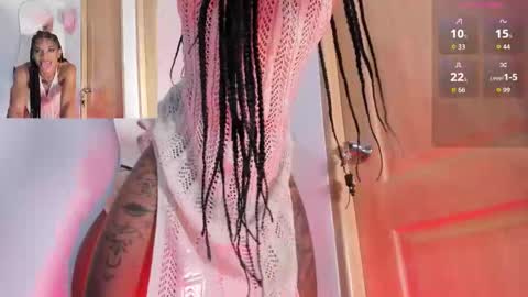 Snapshot of nicollealexandra2 chatting on October 6, 11:00 pm facebook nicolle delgado online show from October 6, 11:00 pm