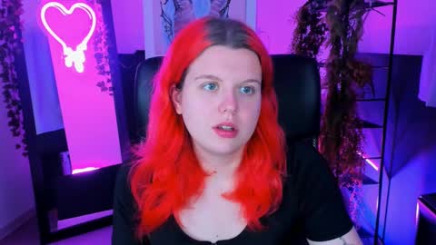 Snapshot of nielletablossom chatting on February 2, 5:10 am Nellie online show from February 2, 5:10 am