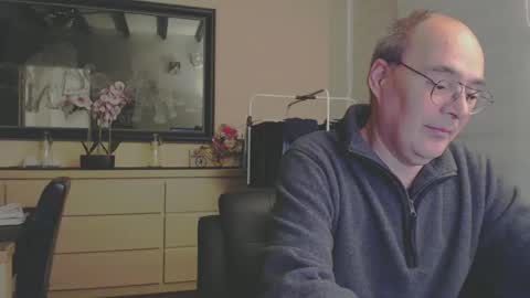 Snapshot of nightkeeper63 chatting on February 7, 12:20 am nightkeeper63 online show from February 7, 12:20 am