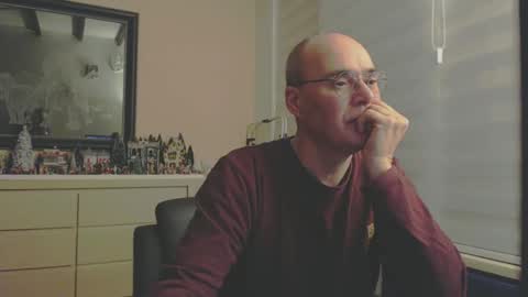 Snapshot of nightkeeper63 chatting on December 8, 12:35 am nightkeeper63 online show from December 8, 12:35 am