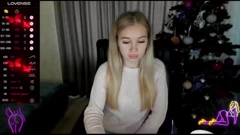 nigo_nika online show from December 23, 9:04 am