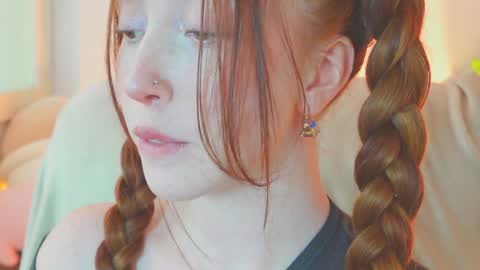 of Nylasweet online show from November 13, 6:10 pm