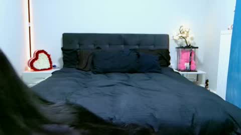 Niinarosee online show from March 4, 11:57 pm