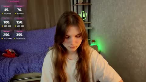 Snapshot of nika_omg chatting on September 18, 5:50 pm Nika online show from September 18, 5:50 pm