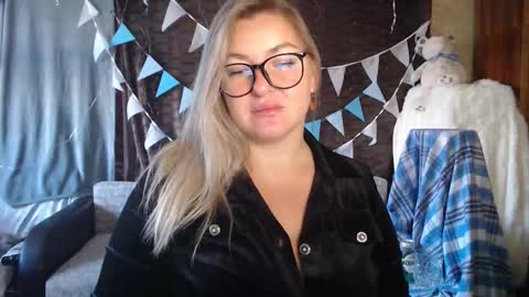 Nika online show from October 2, 4:33 am