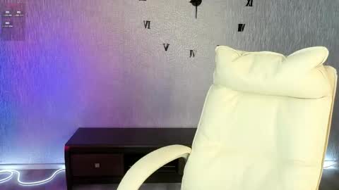 NikaStill  online show from September 29, 6:12 am