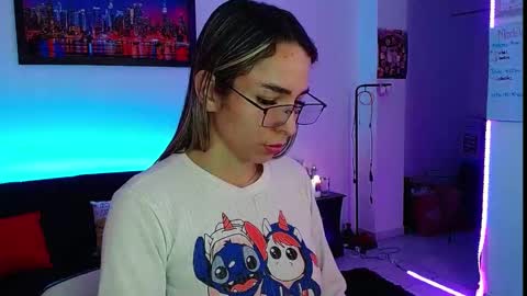 Snapshot of niki_1998 chatting on September 12, 6:43 pm Natalia online show from September 12, 6:43 pm