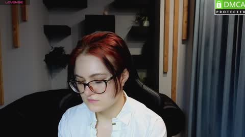 Snapshot of niki_cutes chatting on January 27, 1:05 am niki_cutes online show from January 27, 1:05 am