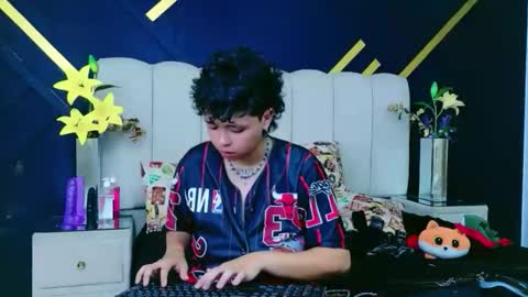Nikievanz online show from April 28, 2:27 am