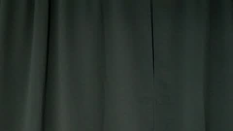 nikiluch online show from October 25, 3:23 pm