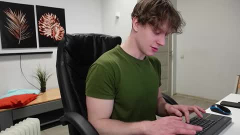 nikki online show from February 21, 8:45 pm