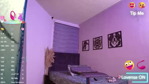 nikki_vesper online show from April 9, 6:19 am