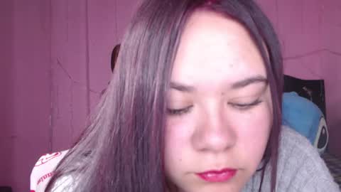 Snapshot of nikkirous_ chatting on March 8, 6:47 pm Nikkirous online show from March 8, 6:47 pm