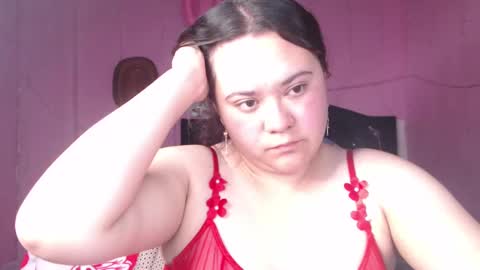 Snapshot of nikkirous_ chatting on February 8, 6:33 pm Nikkirous online show from February 8, 6:33 pm