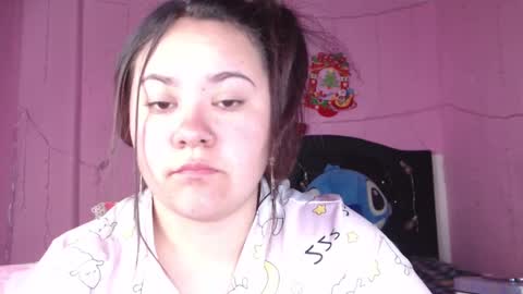Snapshot of nikkirous_ chatting on February 14, 3:05 pm Nikkirous online show from February 14, 3:05 pm
