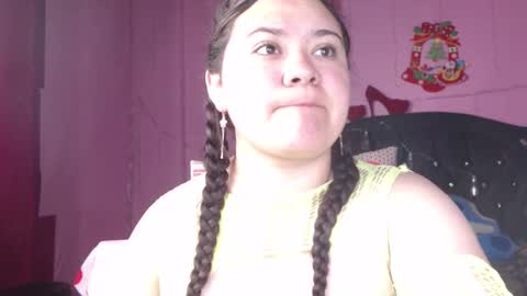 Snapshot of nikkirous_ chatting on February 17, 1:00 pm Nikkirous online show from February 17, 1:00 pm