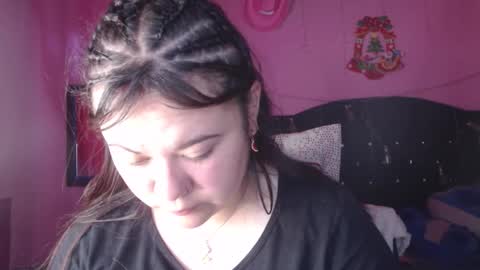 Snapshot of nikkirous_ chatting on September 22, 1:59 pm Nikkirous online show from September 22, 1:59 pm