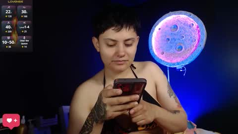Snapshot of nikky_tomboy444 chatting on September 28, 2:26 pm Nikky online show from September 28, 2:26 pm