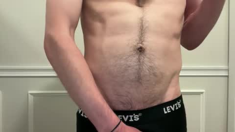 niko9inches online show from June 2, 5:59 pm