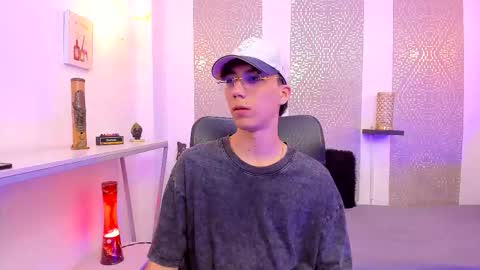    online show from November 23, 4:32 am