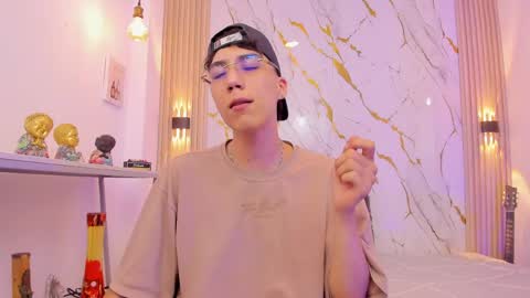    online show from April 14, 4:27 am