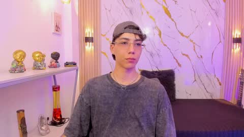    online show from April 8, 4:48 am