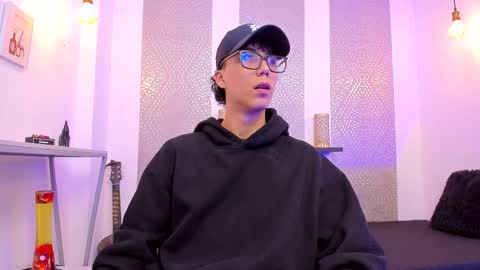    online show from September 22, 4:05 am