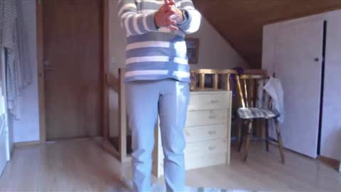 Nikole1 online show from November 17, 11:35 am