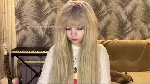 nikoli_naw online show from June 2, 8:00 pm