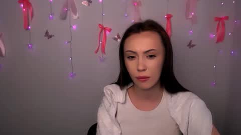 nikonara_ online show from March 9, 2:21 pm