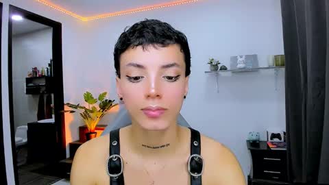 Snapshot of nilam217 chatting on September 11, 1:29 am Nilam online show from September 11, 1:29 am