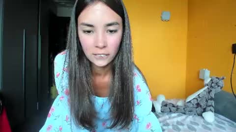 Bella online show from July 22, 1:24 pm