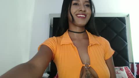 Snapshot of nina_inkk chatting on December 20, 8:55 pm Carolina online show from December 20, 8:55 pm