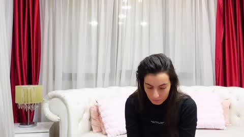 NinaCrystal online show from February 28, 6:10 am